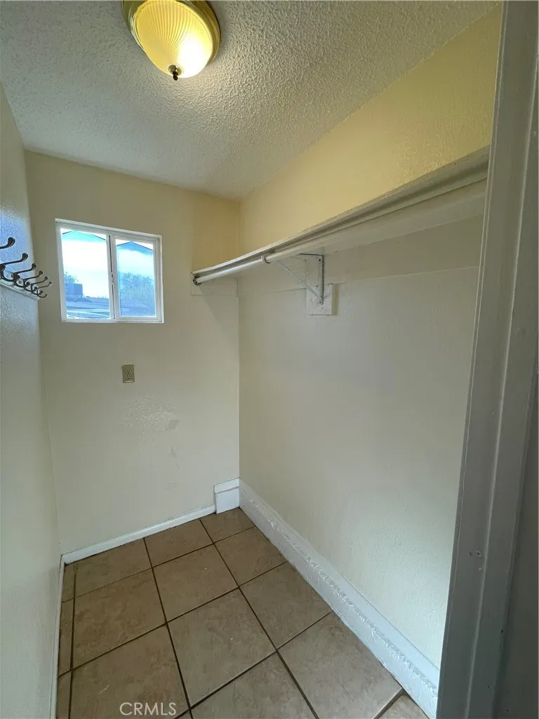 2010 W Lumber, Lancaster, California 93536 home-pic-42